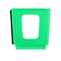 Jégkaparó | boxer típusú | vegyes színek | 10 x 10 cm Jégkaparó | boxer típusú | vegyes színek | 10 x 10 cm