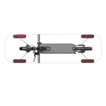 Elektromos rollerhez védőkupak első kerék jobb oldalára