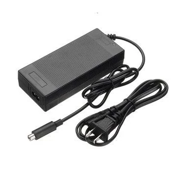 Elektromos rollerhez akkumulátor töltő
