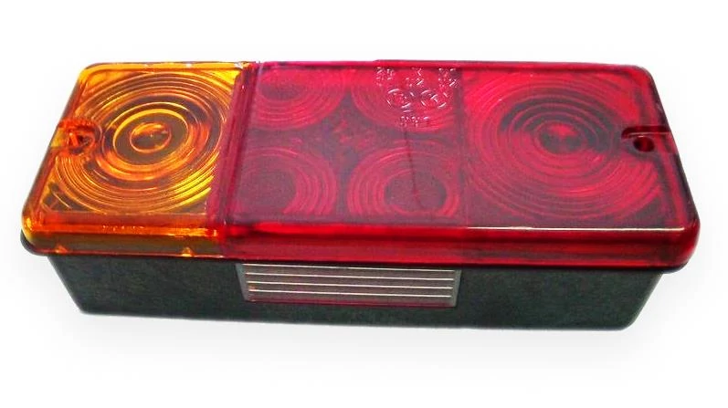 Utánfutó hátsó lámpa | IFA - Barkas | E7 | rendszámvilágítással